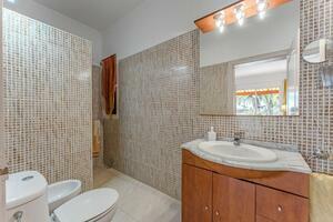 Villa de 15 dormitorios - Chío (49)