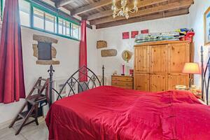 4 Bedroom House - San Miguel (15)