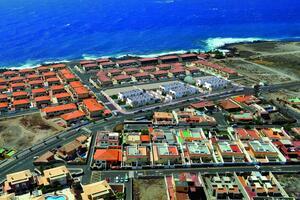 Adosado de 3 dormitorios - El Médano (1)