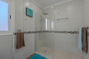 6 Bedroom House - Adeje (12)