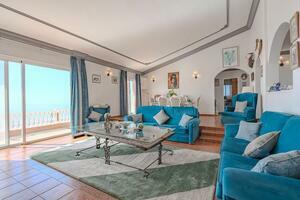 6 Bedroom House - Adeje (36)