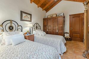 4 Bedroom House - Icod de Los Vinos — photo 38 of 65