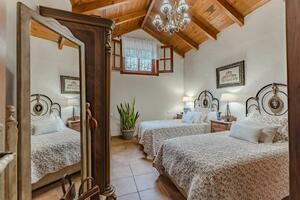 4 Bedroom House - Icod de Los Vinos — photo 39 of 65