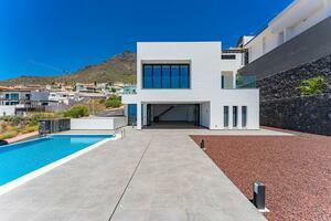 Luxury 4 Bedroom Villa - Roque del Conde (4)