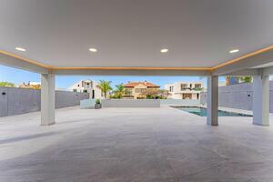 4 Bedroom Villa - El Madroñal (5)