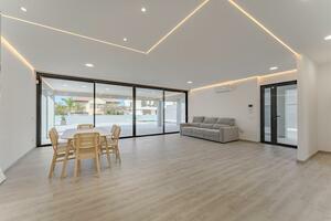 4 Bedroom Villa - El Madroñal (6)