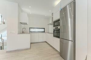 4 Bedroom Villa - El Madroñal (9)