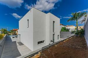 4 Bedroom Villa - El Madroñal (37)