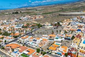 Land - Callao Salvaje (4)