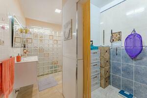 6 Bedroom House - Puerto de Santiago (20)