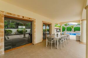 5 Bedroom Villa -  La Caleta — photo 7 of 43