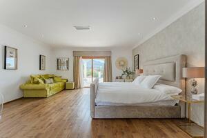 5 Bedroom Villa -  La Caleta — photo 14 of 43