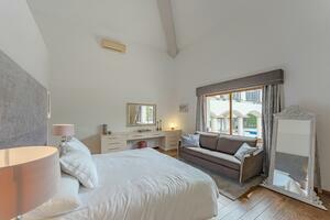 5 Bedroom Villa -  La Caleta — photo 29 of 43