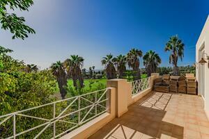 Villa de 6 dormitorios - La Caleta (44)