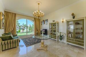 Villa de 6 dormitorios - La Caleta (15)