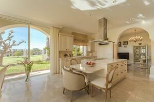 Villa de 6 dormitorios - La Caleta (12)