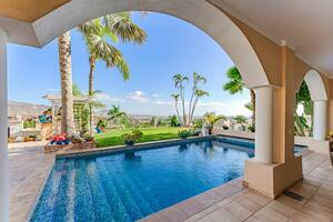 Villa de 6 dormitorios - La Caleta (2)