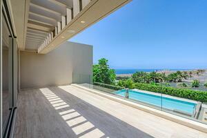 5 Bedroom Villa - La Caleta (40)