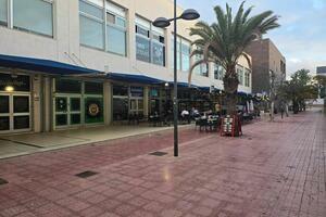 Business - Torviscas Bajo - C. C. Fañabé Plaza (0)