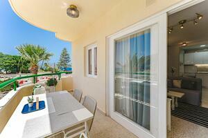 Seafront 1 Bedroom Apartment - Los Cristianos - Costamar — photo 21 of 25