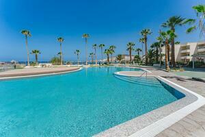 Seafront 1 Bedroom Apartment - Los Cristianos - Costamar — photo 22 of 25