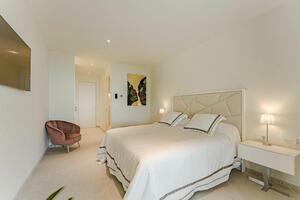 3 Bedroom Villa - San Eugenio Alto - Siam Blue (16)