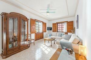 5 Bedroom Building - Playa San Juan (6)