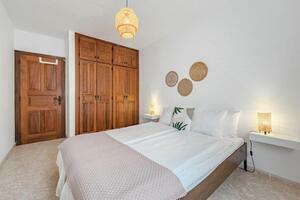 5 Bedroom Building - Playa San Juan (12)