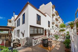 5 Bedroom Building - Playa San Juan (28)