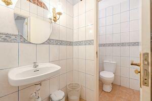 5 Bedroom Building - Playa San Juan (37)