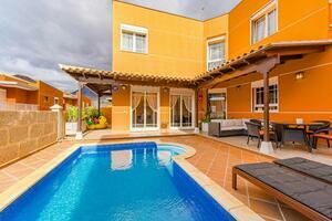4 Bedroom Villa - Los Cristianos (1)