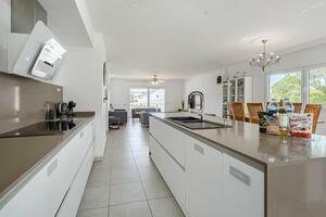 6 Bedroom Villa - San Eugenio Alto (5)