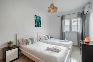 6 Bedroom Villa - San Eugenio Alto (15)