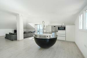 6 Bedroom Villa - San Eugenio Alto (22)