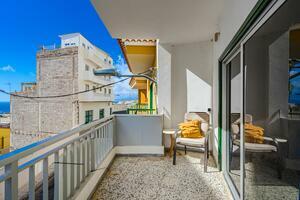 Edificio di 5 Camere - Armeñime (0)