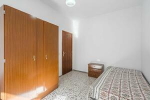 Edificio di 5 Camere - Armeñime (7)