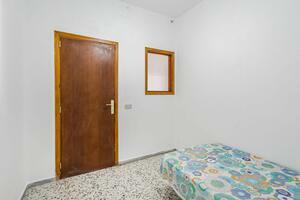 Edificio di 5 Camere - Armeñime (9)