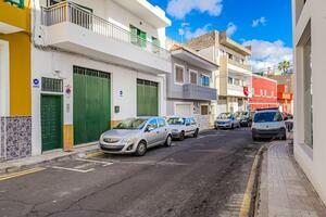 Edificio di 5 Camere - Armeñime (24)