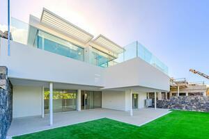 Luxus 6-Zimmer-Villa - San Eugenio Alto (0)