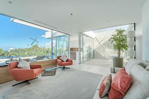 Luxus 6-Zimmer-Villa - San Eugenio Alto (4)