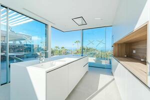 Luxus 6-Zimmer-Villa - San Eugenio Alto (6)