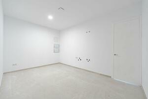 Luxus 6-Zimmer-Villa - San Eugenio Alto (29)