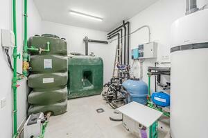 Luxus 6-Zimmer-Villa - San Eugenio Alto (30)