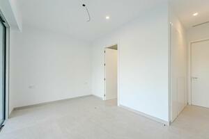 Luxus 6-Zimmer-Villa - San Eugenio Alto (34)