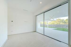 Luxus 6-Zimmer-Villa - San Eugenio Alto (35)