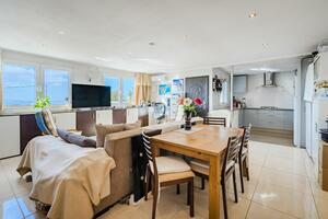 5 Bedroom House - Buzanada (12)