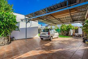 5 Bedroom House - Buzanada (24)