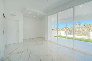 Luxus 3-Zimmer-Villa - San Eugenio Alto (18)