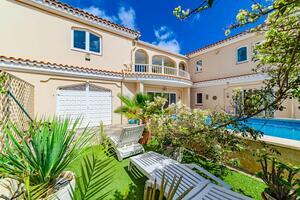 5 Bedroom House - Valle de San Lorenzo (2)