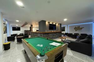 Business -  Bahía del Duque (1)